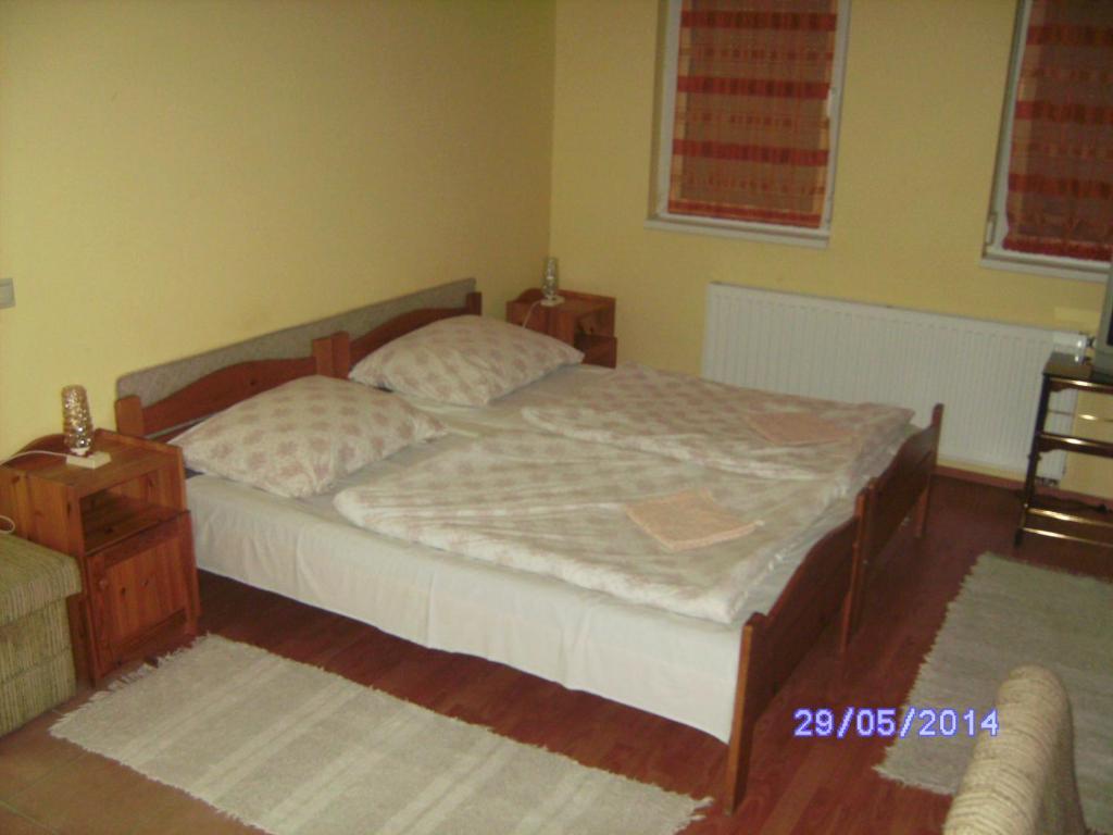Szemesi Villa Balatonszarszo Quarto foto