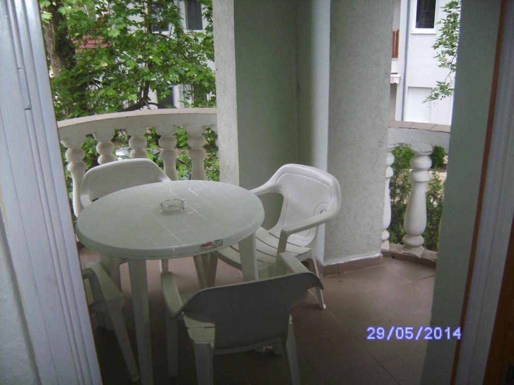 Szemesi Villa Balatonszarszo Quarto foto