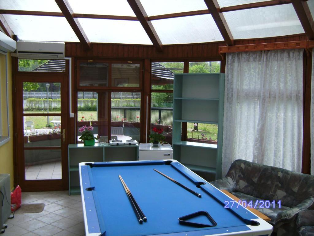 Szemesi Villa Balatonszarszo Quarto foto